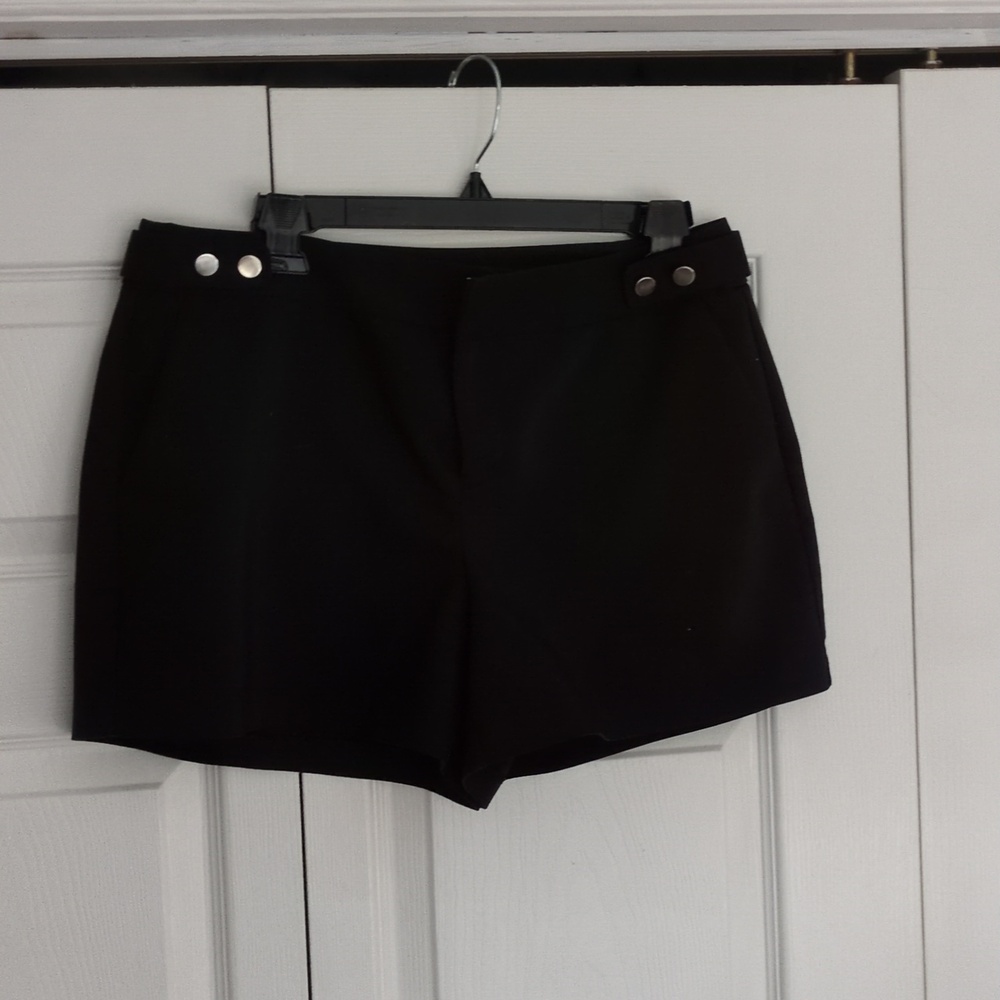 Elle Black Women's Shorts